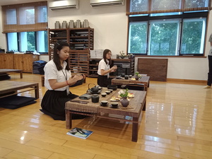 108.05.16 泰國清邁學生體驗慈濟人文—靜思茶道圖片