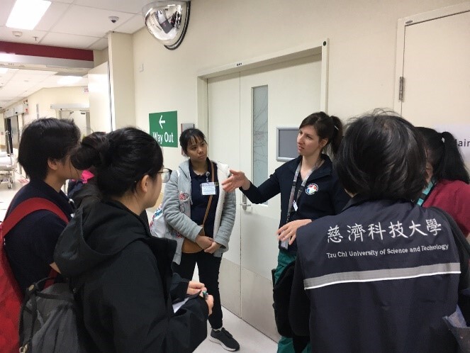 ◆參訪PA Hospital，由急診護理人員Rikki帶我們參訪及介紹急診環境。圖片
